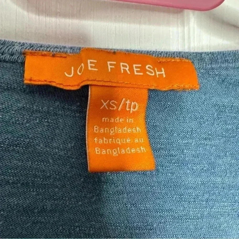 Joe Fresh T-Shirt Embroidered  Blue & White Size Extra Small - Picture 8 of 16